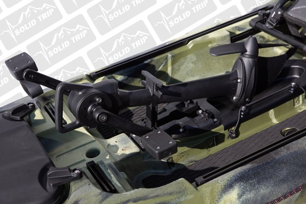 Kajak wędkarski SHARK SolidTrip z napędem pedałowym