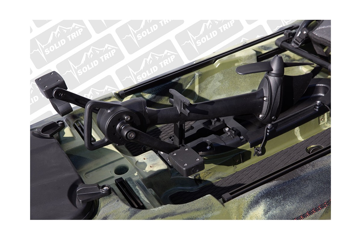 Kajak wędkarski SHARK SolidTrip z napędem pedałowym