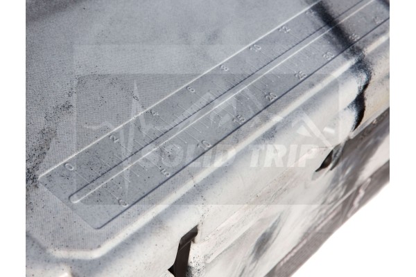 Skrzynia izotermiczna SolidTrip 110 z deską do krojenia i koszykiem - 104l