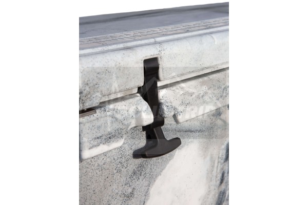 Skrzynia izotermiczna SolidTrip 110 z deską do krojenia i koszykiem - 104l