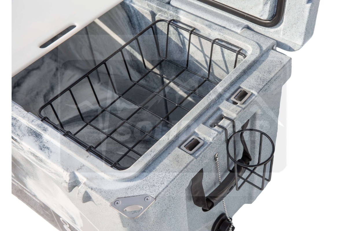 Skrzynia izotermiczna SolidTrip 110 z deską do krojenia i koszykiem - 104l