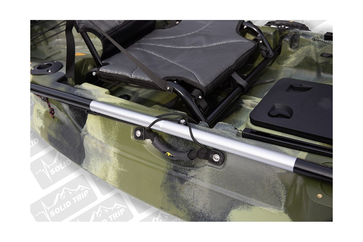 Kajak wędkarski CARP SolidTrip ze sterowaniem pedałowym