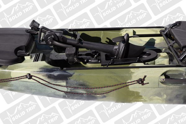 Kajak wędkarski BASS SolidTrip z systemem pedałowym