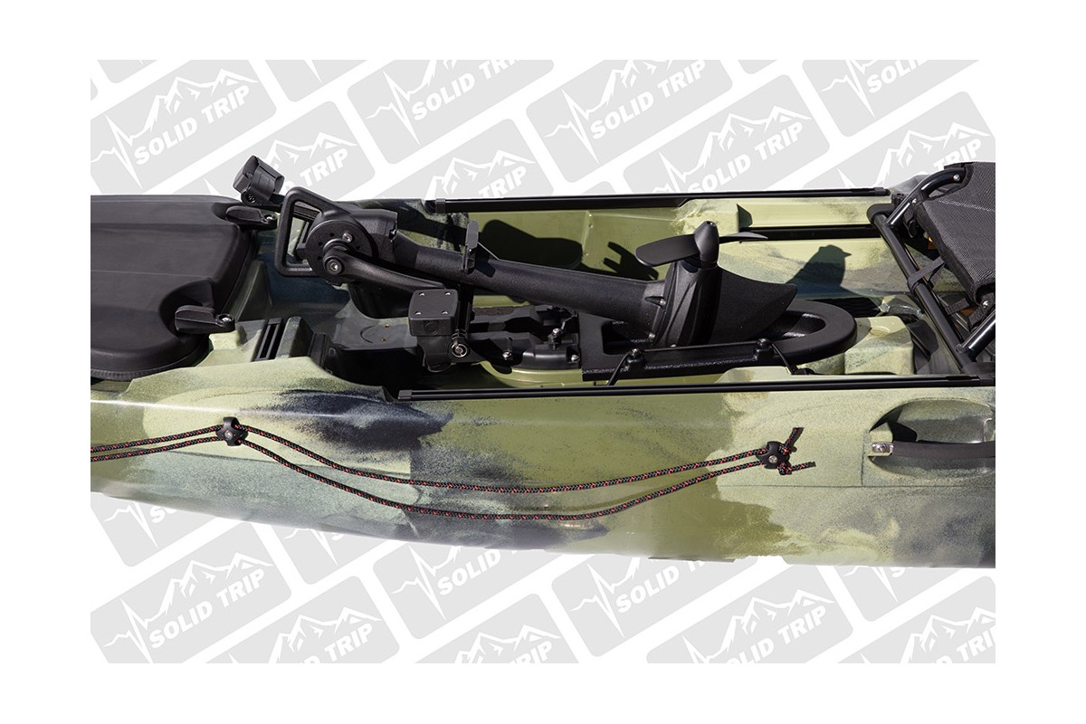 Kajak wędkarski BASS SolidTrip z systemem pedałowym