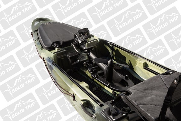 Kajak wędkarski BASS SolidTrip z systemem pedałowym